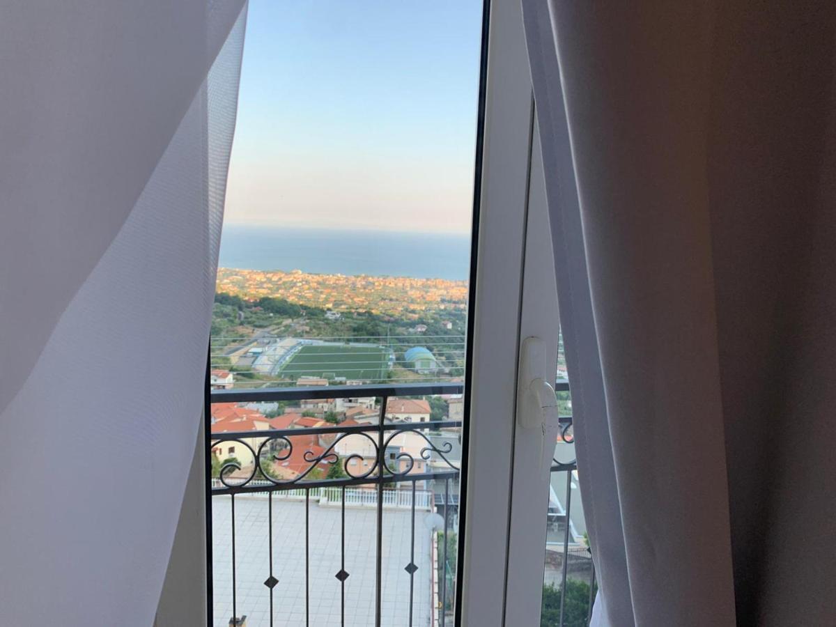 Il Nido Delle Rondini Apartman Formia Kültér fotó