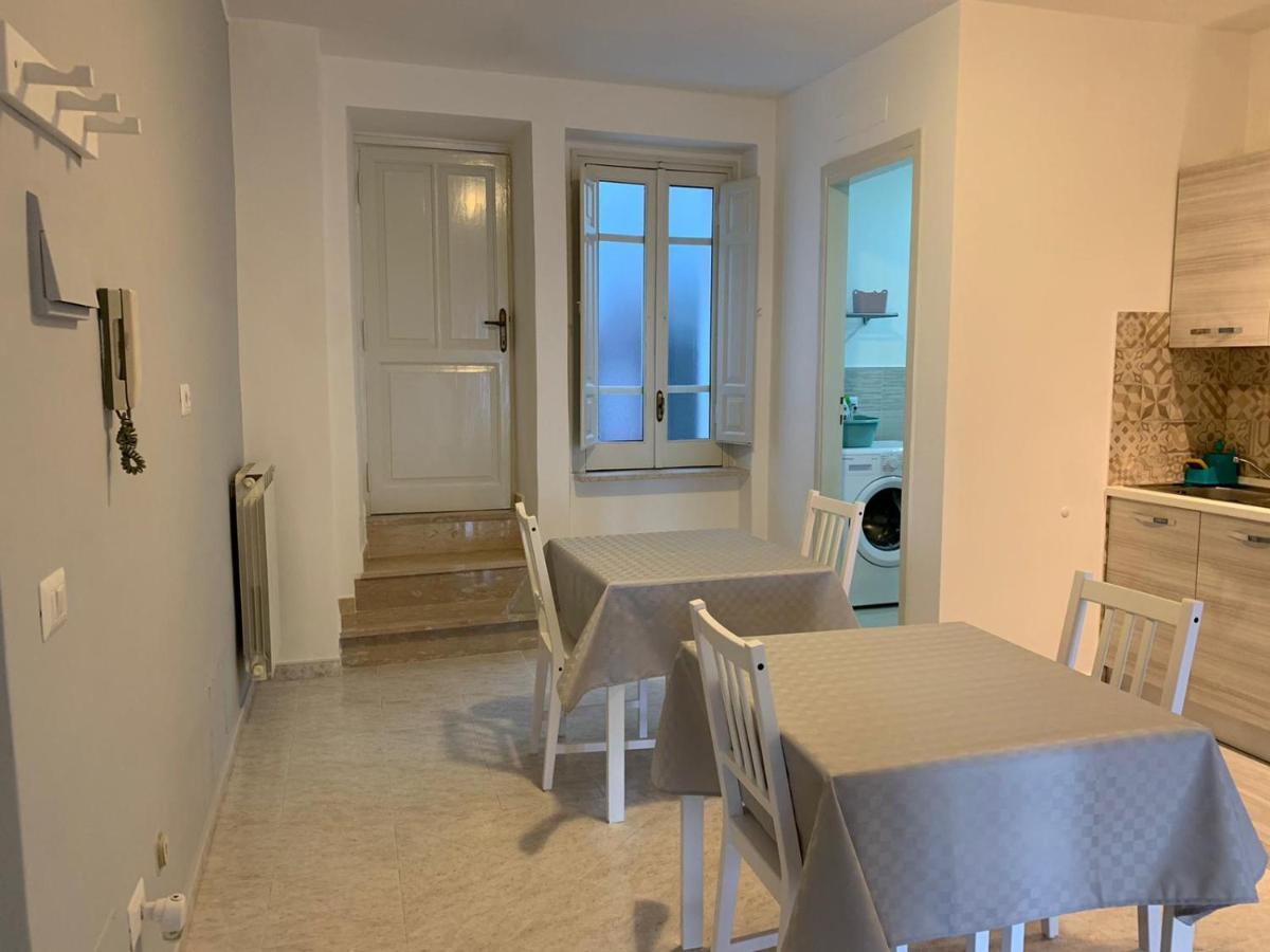 Il Nido Delle Rondini Apartman Formia Kültér fotó