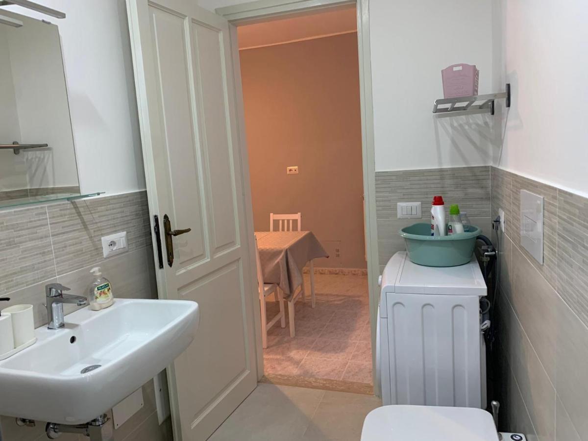 Il Nido Delle Rondini Apartman Formia Kültér fotó