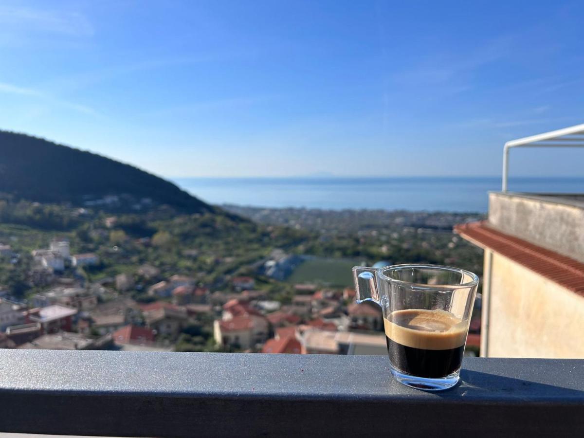 Il Nido Delle Rondini Apartman Formia Kültér fotó
