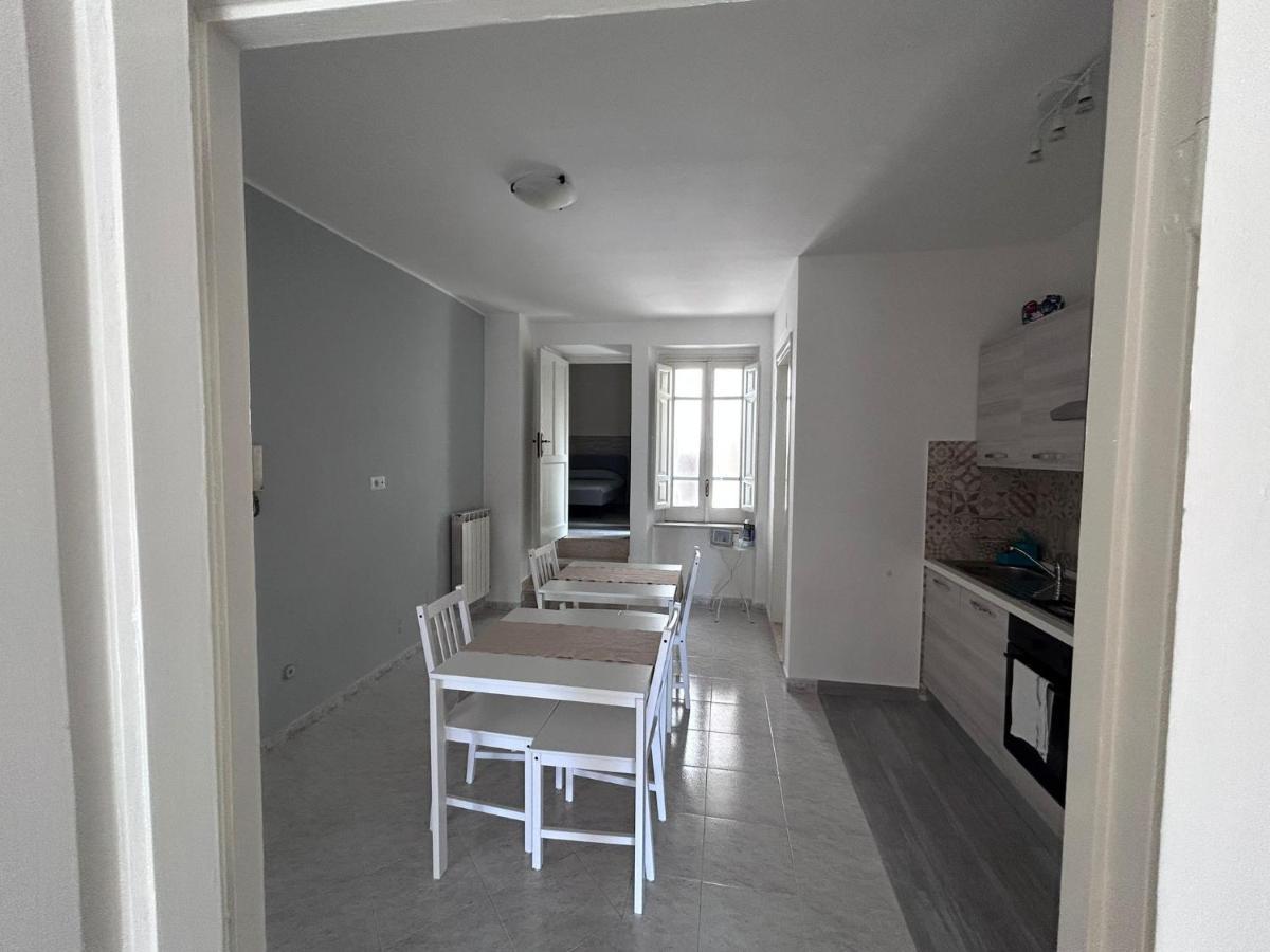 Il Nido Delle Rondini Apartman Formia Kültér fotó