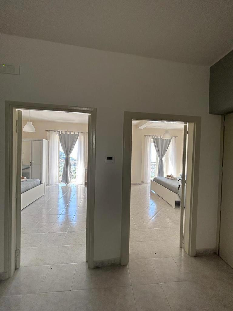 Il Nido Delle Rondini Apartman Formia Kültér fotó